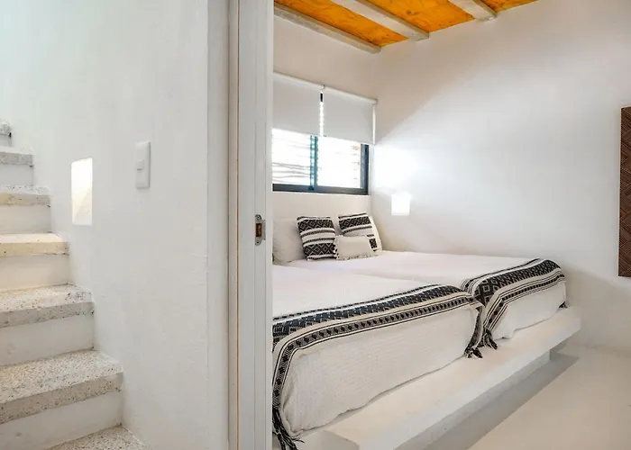 Saasil Penthouse Rooftop Pool Holiday home *